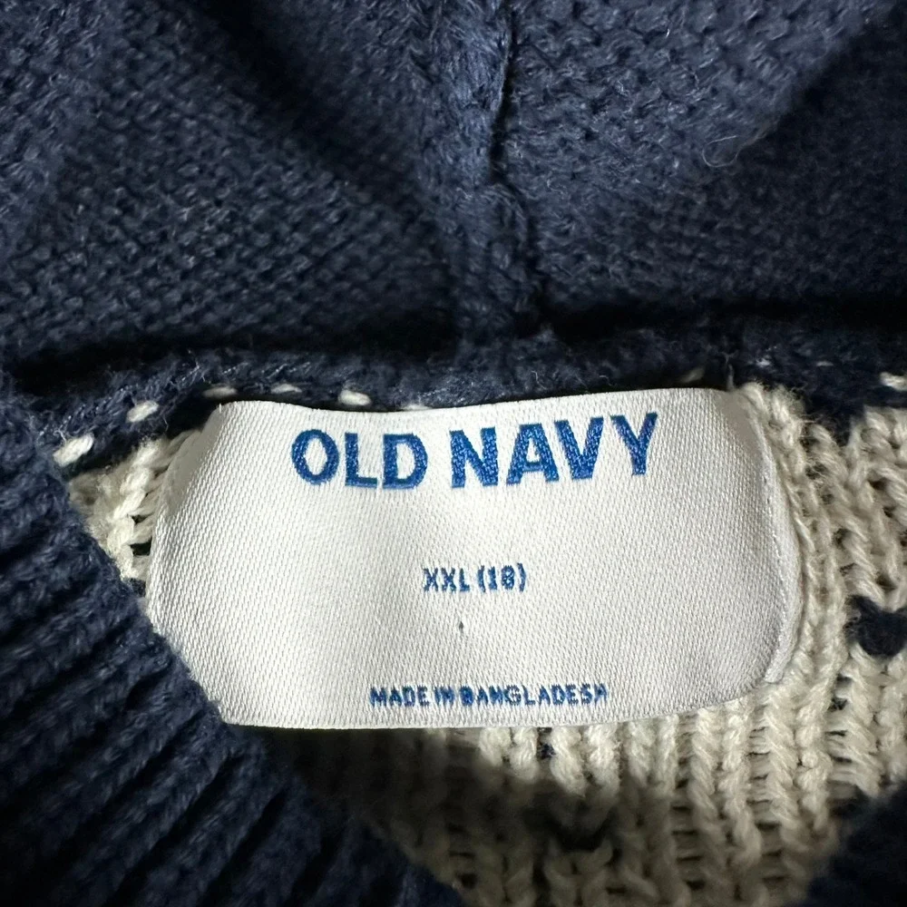 Old Navy festive holiday